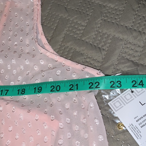 NEW! Liz Claiborne Button Up Sheer Tank - Picture 8 of 11